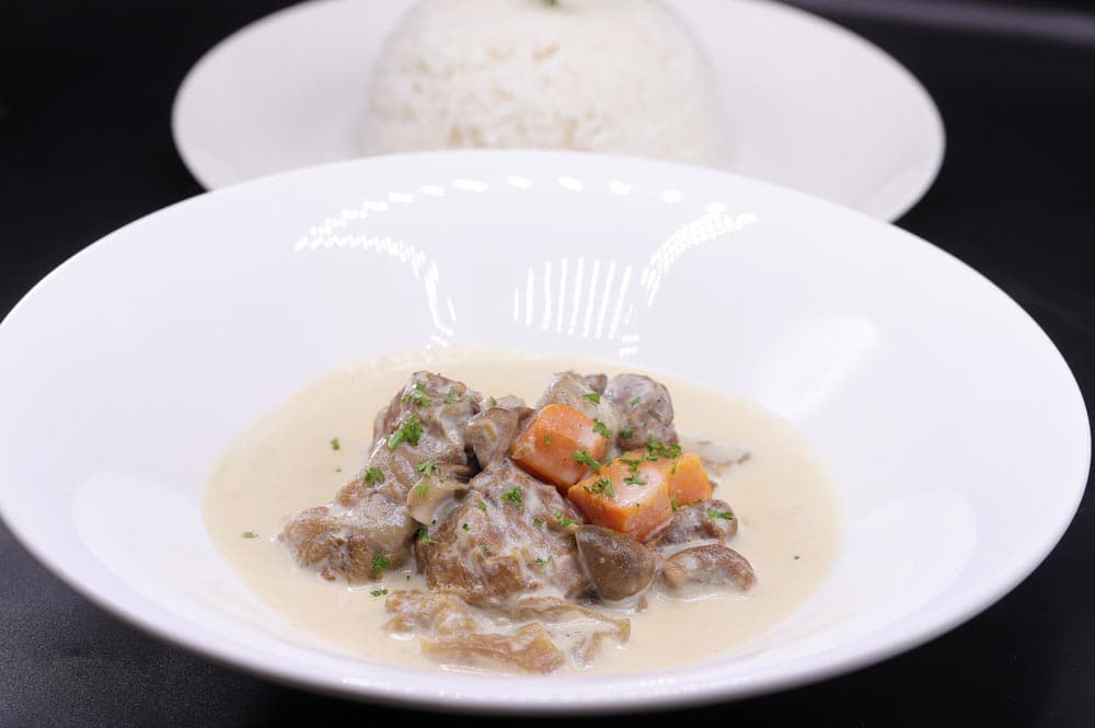 Veal in Creamy Sauce
