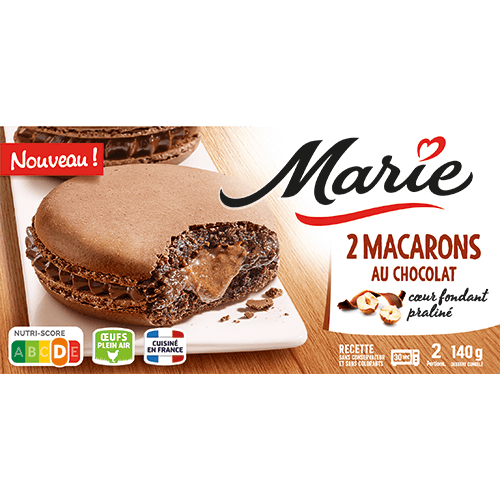 Chocolate Macaron - Marie