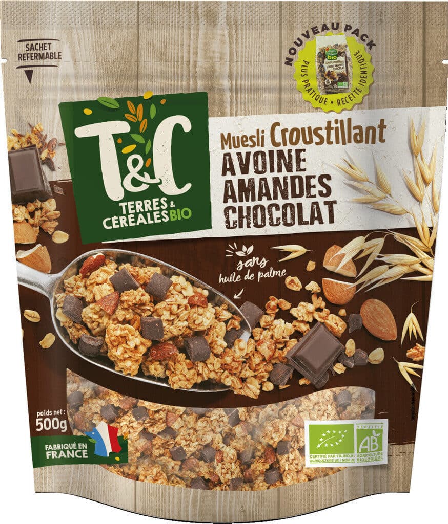 Crunchy Muesli with Oat, Almonds and Chocolate