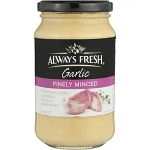 Finely Minced Garlic - Always Fresh