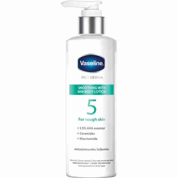 Smoothing with AHA Body Lotion